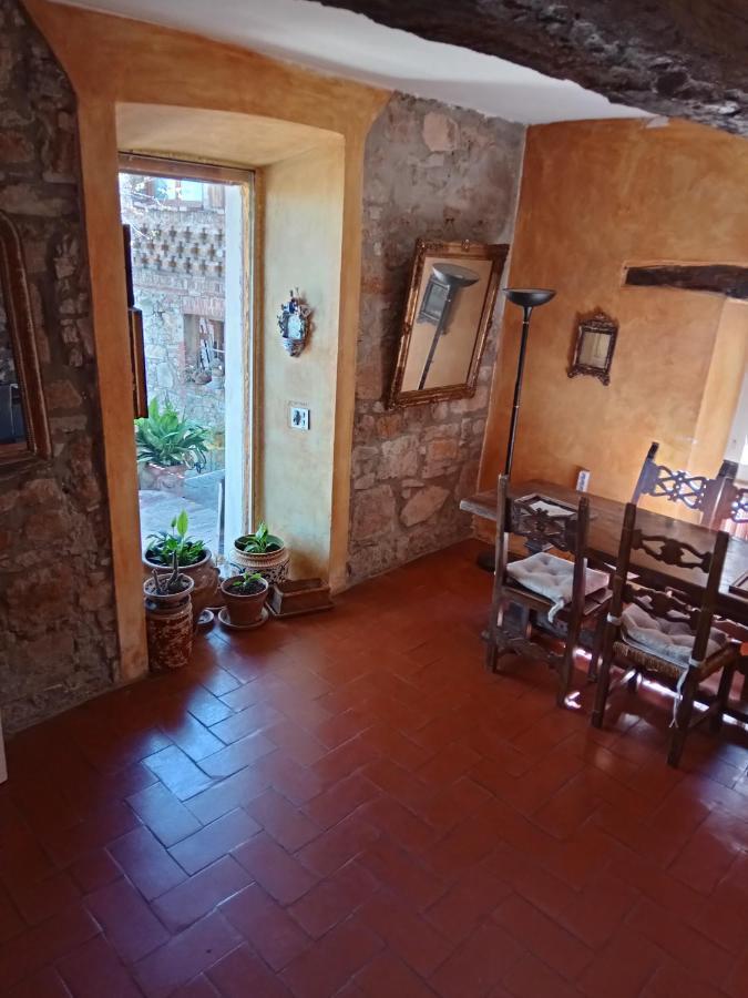 Penzion Morelli House Montalbo Exteriér fotografie